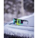 AMOQ Comet Aurinkolasit Musta Splash - Kulta Peili