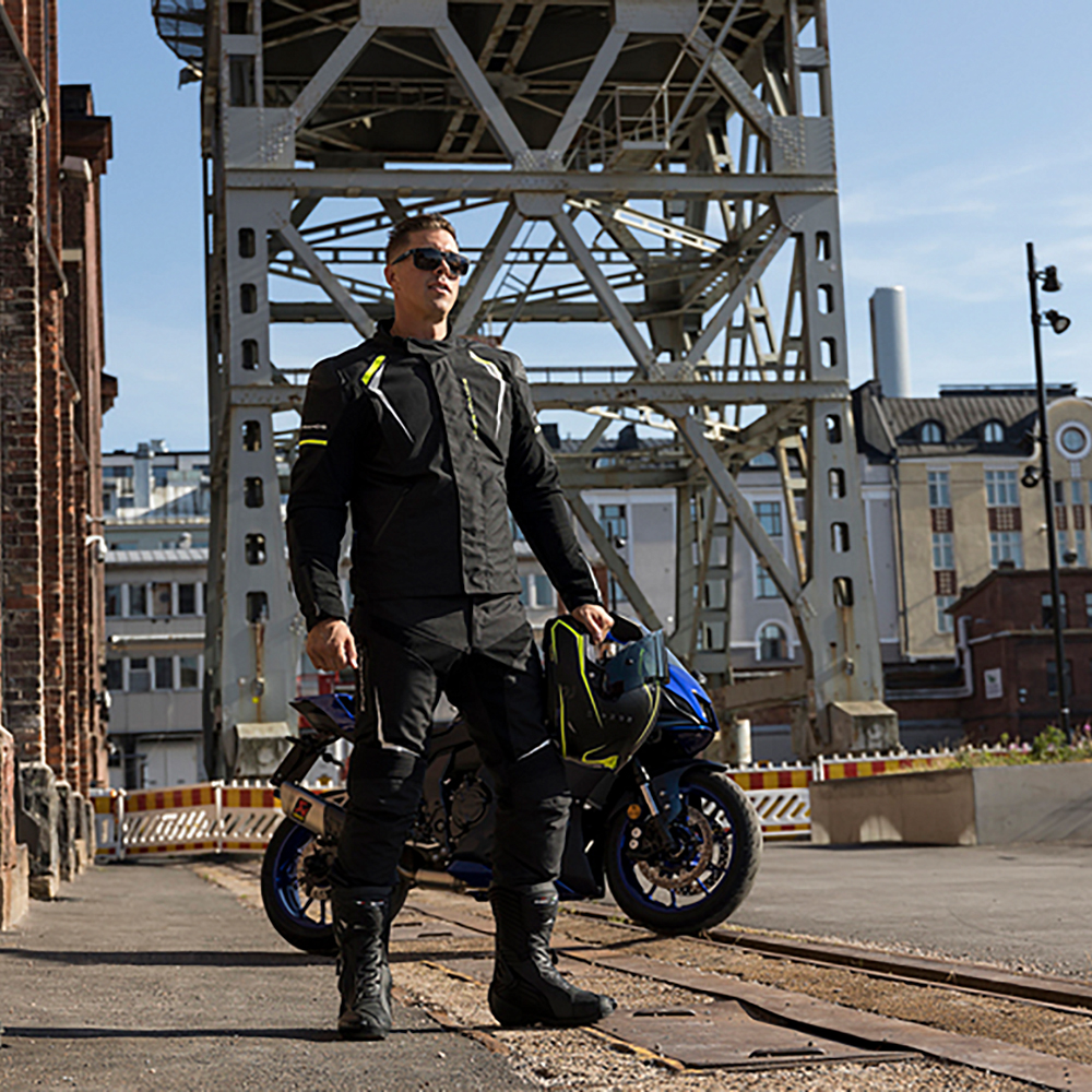 Lindstrands Tekstiilitakki Sandvik Musta/keltainen 58 - Image 3