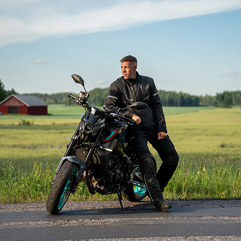 Lindstrands tekstiilitakki Lomsen Musta 50 - Image 4