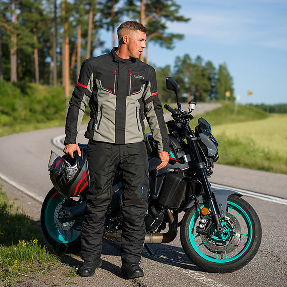 Lindstrands tekstiilitakki Lomsen Musta/vaalean harmaa 54 - Image 5