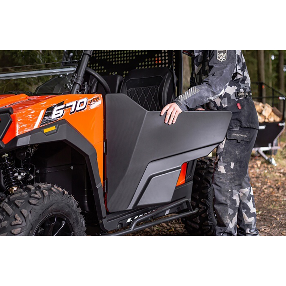 Linhai T-Boss UTV 670 EPS, T1B traktorimönkijä lämpöhytillä, hiekka/musta - Image 10